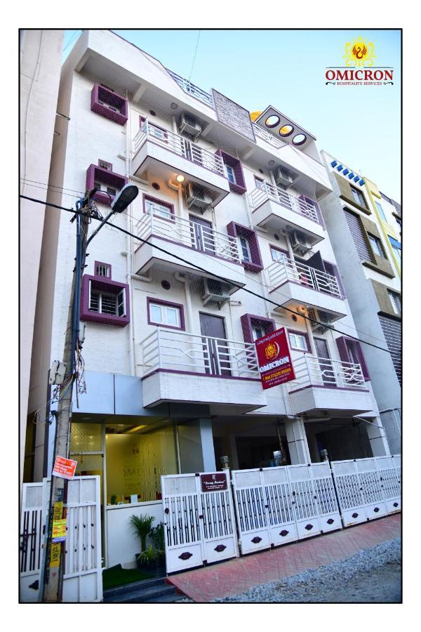 Hotel Omicron 1 Bhk Studio Room Bangalore Exterior photo